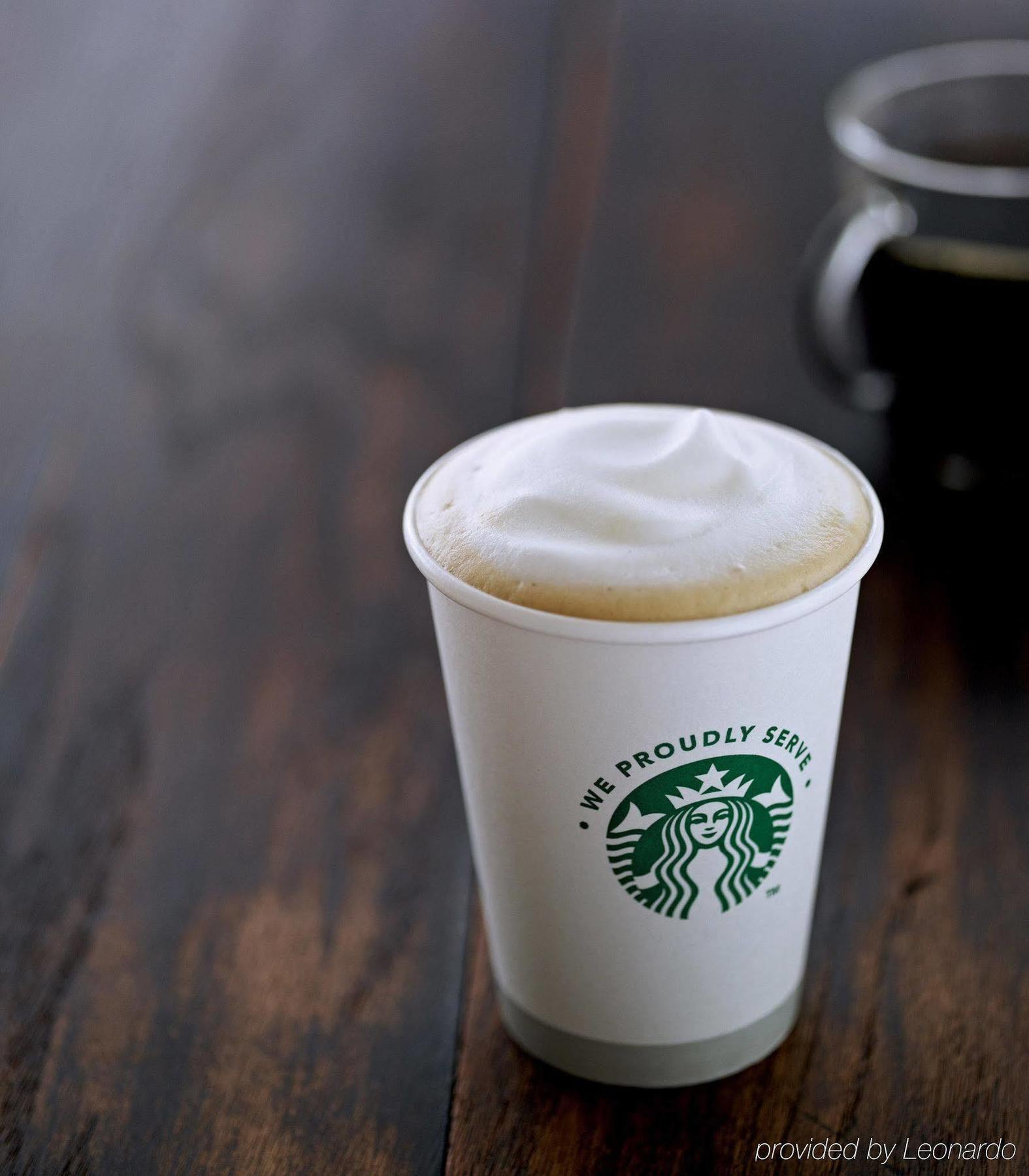 ホテル コートヤード コロンバス エクステリア 写真
